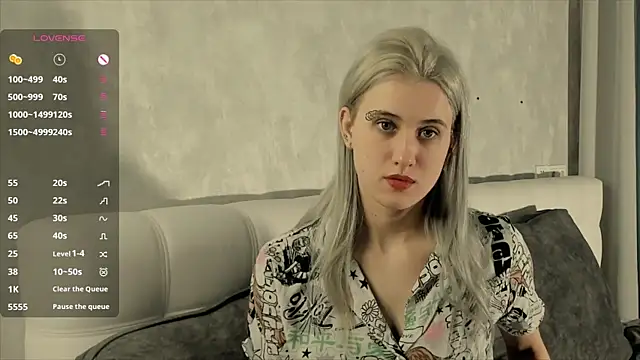 ConstanceBails online show from 03.11.25