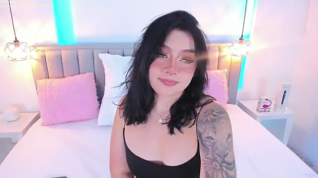 isolari  online show from 12.27.24