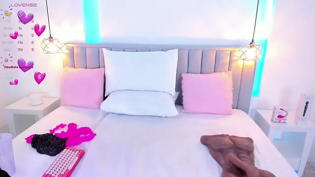 isolari  online show from 01.15.25