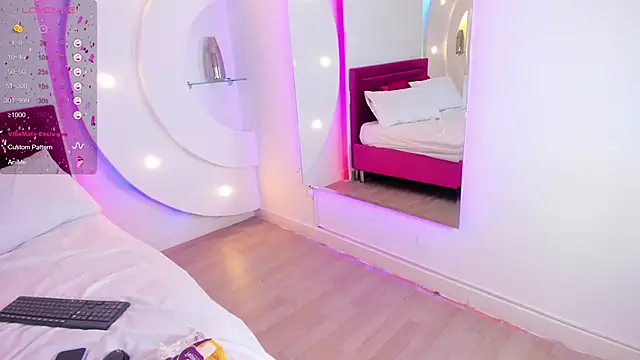 isolari  online show from 02.05.25