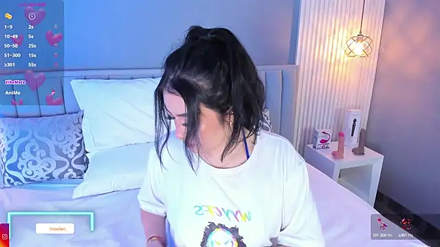 isolari  online show from 03.19.25