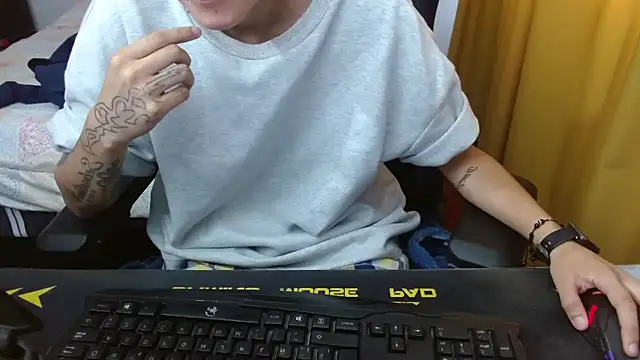 Snapshot of duo_peludoo chatting on 07.10.26 duo peludoo online show from 07.10.26