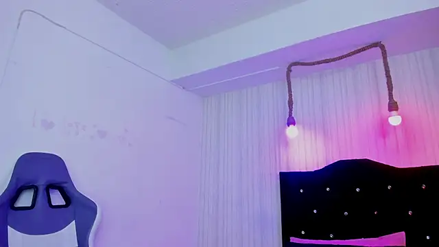 nicky angel1 online show from 10.15.25