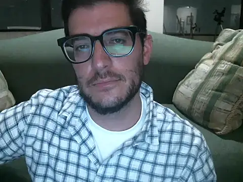 quitomanec online show from 04.24.26