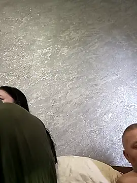 Greta Tamar online show from 10.12.25