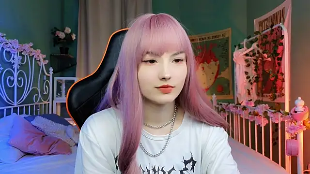 Akemi Sora  online show from 03.04.25