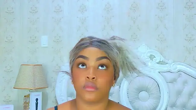 TianahGlow online show from 01.15.26