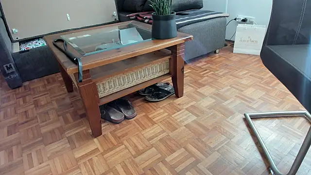 Snapshot of molicaremolicare chatting on 11.05.25 molicaremolicare online show from 11.05.25