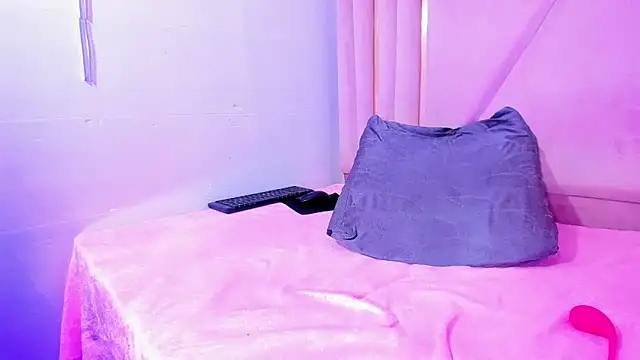 EvansDarling online show from 03.11.25