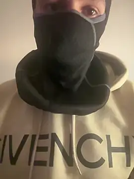 yaxxx03 online show from 02.15.25