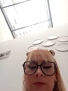 CandieGilson   online show from 05.11.26