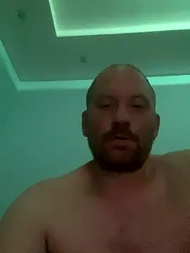 Krzysiekg123 online show from 10.13.25