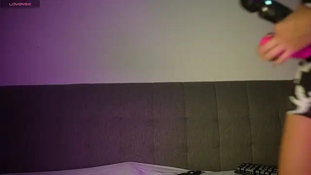 Vaniluu 9 online show from 02.28.25