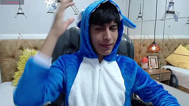 Estiv18  online show from 03.12.25