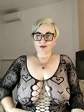 Pumabionda online show from 10.26.25