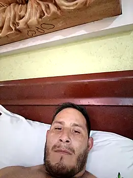 Snapshot of flavio90aaa chatting on 02.21.25 flavio90aaa online show from 02.21.25