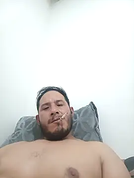 Snapshot of flavio90aaa chatting on 03.03.25 flavio90aaa online show from 03.03.25