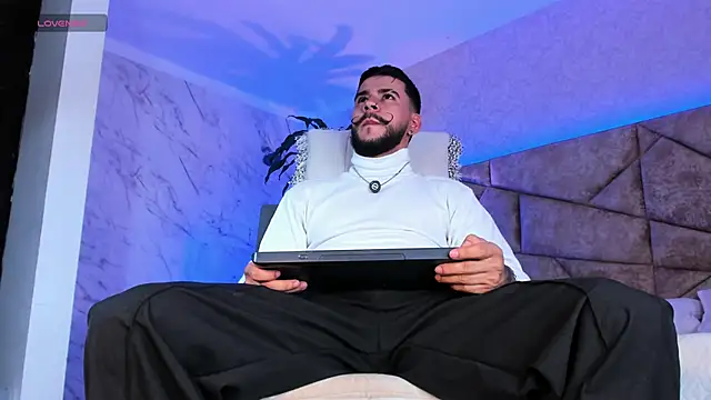 DickGriffith  online show from 10.19.25