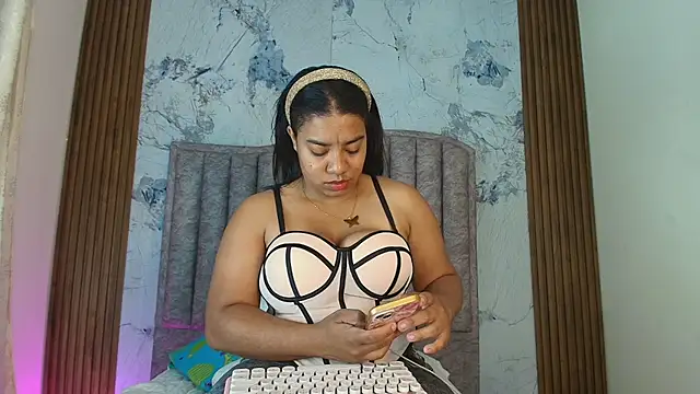 kendrakaramelo online show from 02.14.26