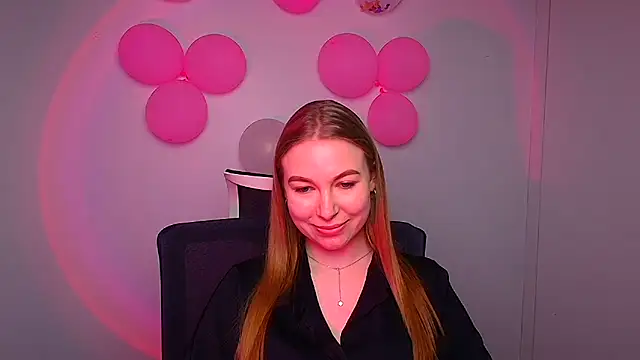 Snapshot of Dana_flowers chatting on 02.24.25 Dana flowers online show from 02.24.25