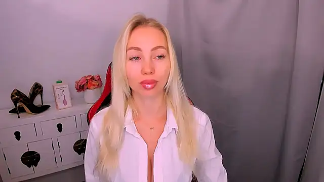 Snapshot of MargaritaRose chatting on 07.05.26 MargaritaRose online show from 07.05.26