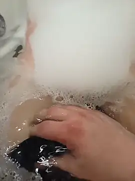 flo000031 online show from 02.23.26