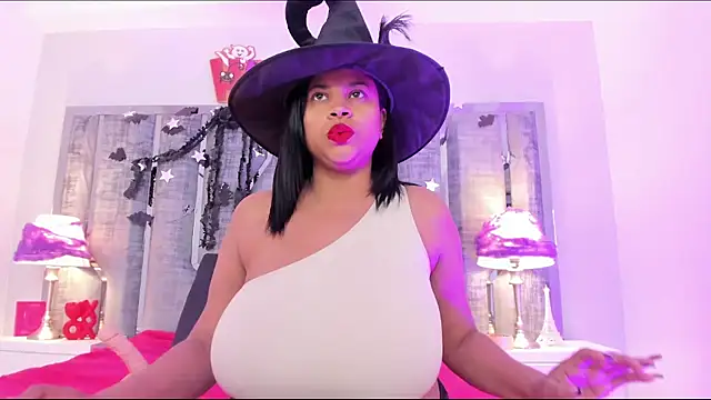 Ciara Benet online show from 10.18.25