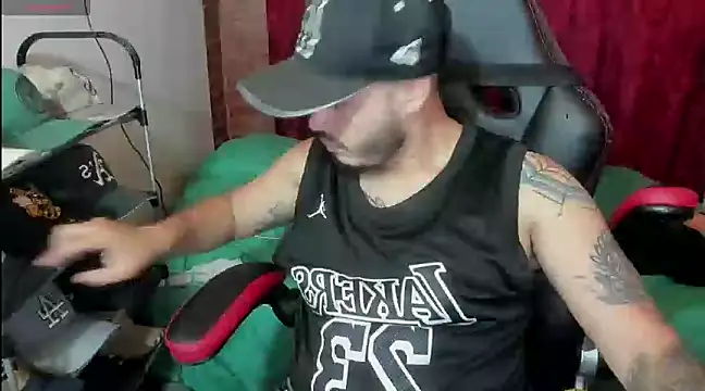 Snapshot of ragnar_lothbrok777 chatting on 03.05.25 ragnar lothbrok777 online show from 03.05.25