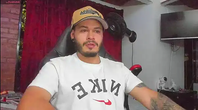 Snapshot of ragnar_lothbrok777 chatting on 03.21.25 ragnar lothbrok777 online show from 03.21.25