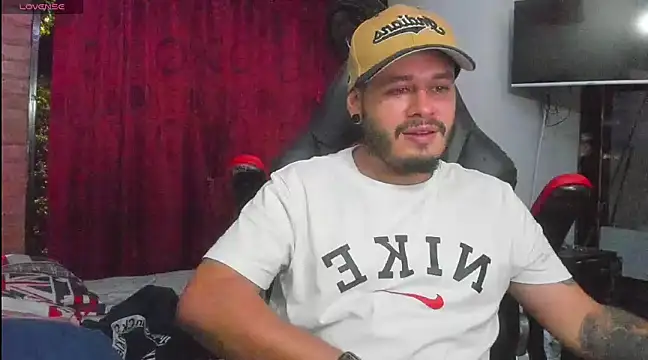 Snapshot of ragnar_lothbrok777 chatting on 03.21.25 ragnar lothbrok777 online show from 03.21.25