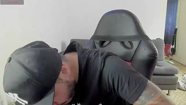 Snapshot of ragnar_lothbrok777 chatting on 10.21.25 ragnar lothbrok777 online show from 10.21.25