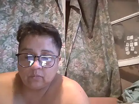 erinadarling79 online show from 02.16.25