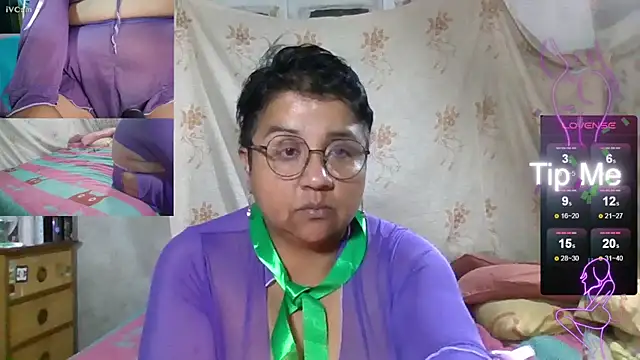 erinadarling79 online show from 10.11.25