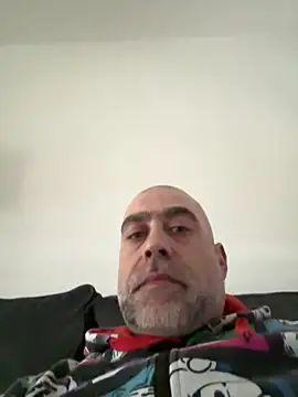 Bleueyez007 online show from 02.12.25