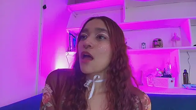 charlotte bluee online show from 12.14.25