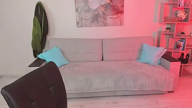 GabriellaMays online show from 02.05.26