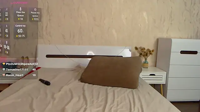 Snapshot of RaileReed chatting on 03.22.25 RaileReed online show from 03.22.25