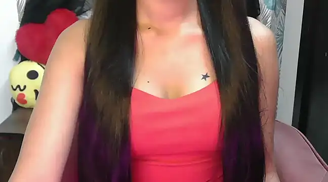 Snapshot of jenifermedow chatting on 03.16.25 jenifermedow online show from 03.16.25