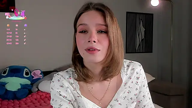 TaiteBayles online show from 10.06.25