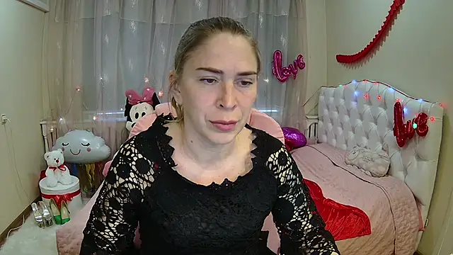 TessaDaybreak online show from 03.21.25