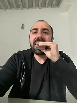 Snapshot of morfeoX chatting on 02.27.25 morfeoX online show from 02.27.25