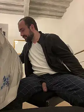 Snapshot of morfeoX chatting on 03.08.25 morfeoX online show from 03.08.25