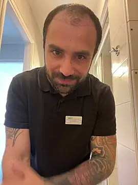 Snapshot of morfeoX chatting on 03.11.25 morfeoX online show from 03.11.25