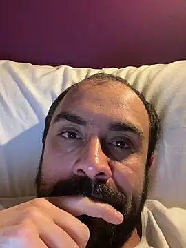 Snapshot of morfeoX chatting on 03.15.25 morfeoX online show from 03.15.25