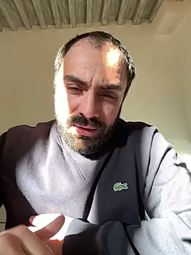 Snapshot of morfeoX chatting on 03.18.25 morfeoX online show from 03.18.25