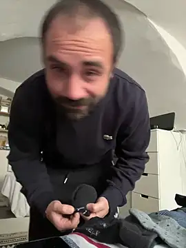 Snapshot of morfeoX chatting on 03.20.25 morfeoX online show from 03.20.25