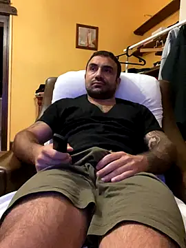 Snapshot of morfeoX chatting on 09.23.25 morfeoX online show from 09.23.25