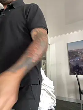 Snapshot of morfeoX chatting on 09.25.25 morfeoX online show from 09.25.25