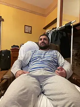 Snapshot of morfeoX chatting on 10.02.25 morfeoX online show from 10.02.25