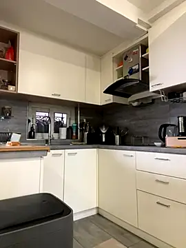 Snapshot of morfeoX chatting on 10.10.25 morfeoX online show from 10.10.25